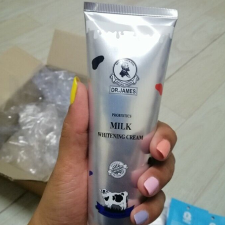 Dr James Milk Whitening Cream in Pakistan